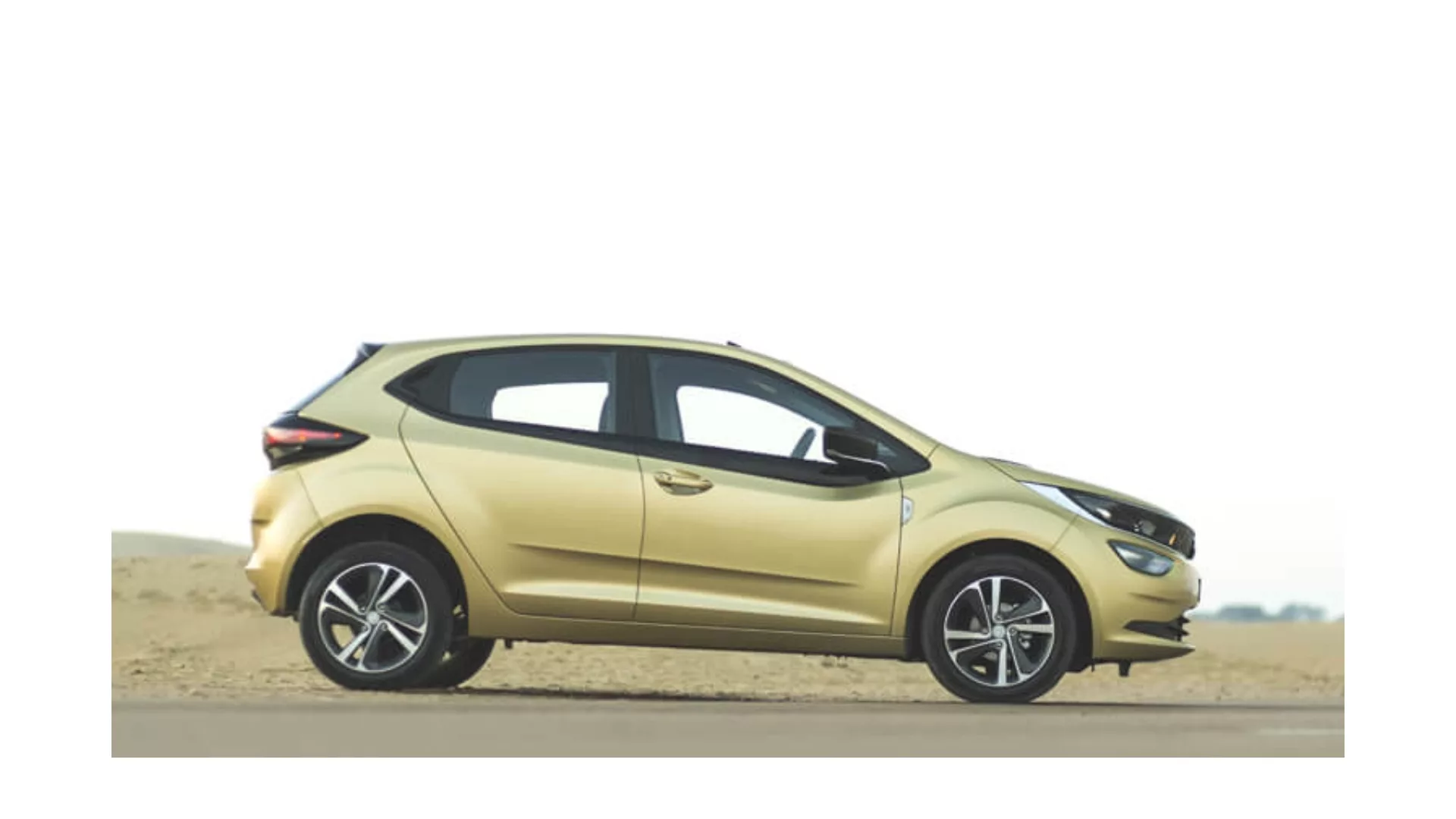 New Tata Altroz Features, Price, Images and Reviews